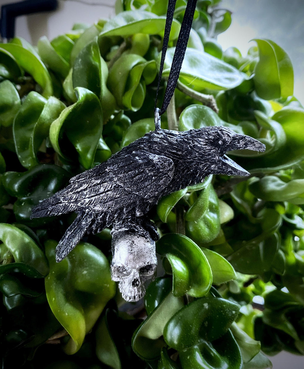 Raven & Skull Ornament