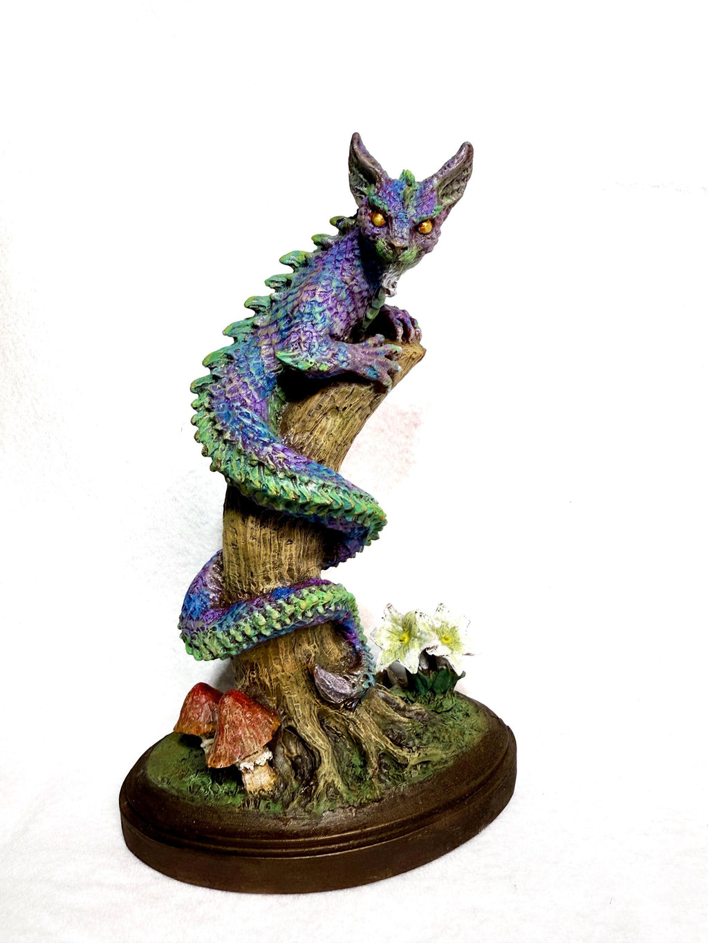 Tatzelwurm Dragon Cat Statue