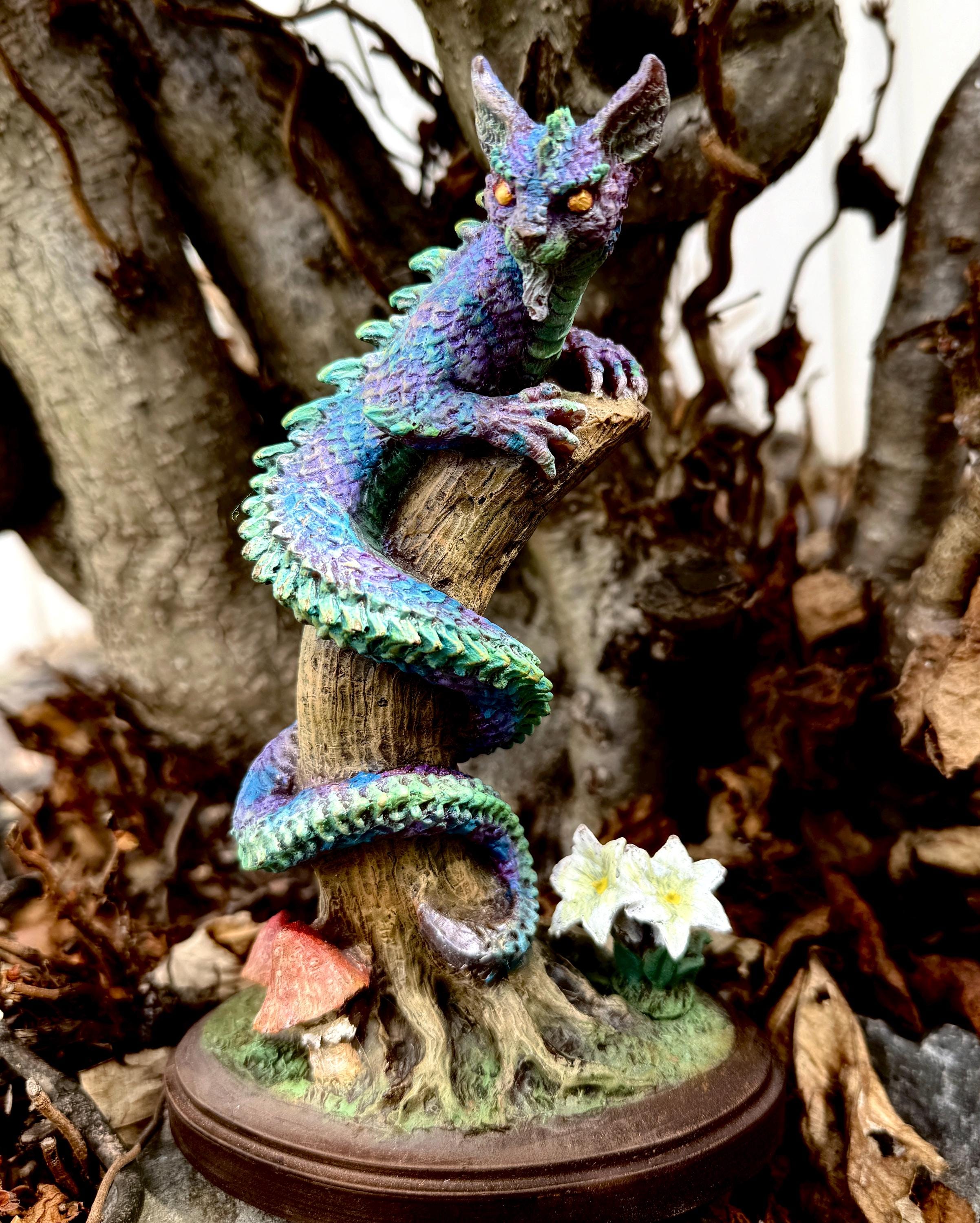 Tatzelwurm Dragon Cat Statue