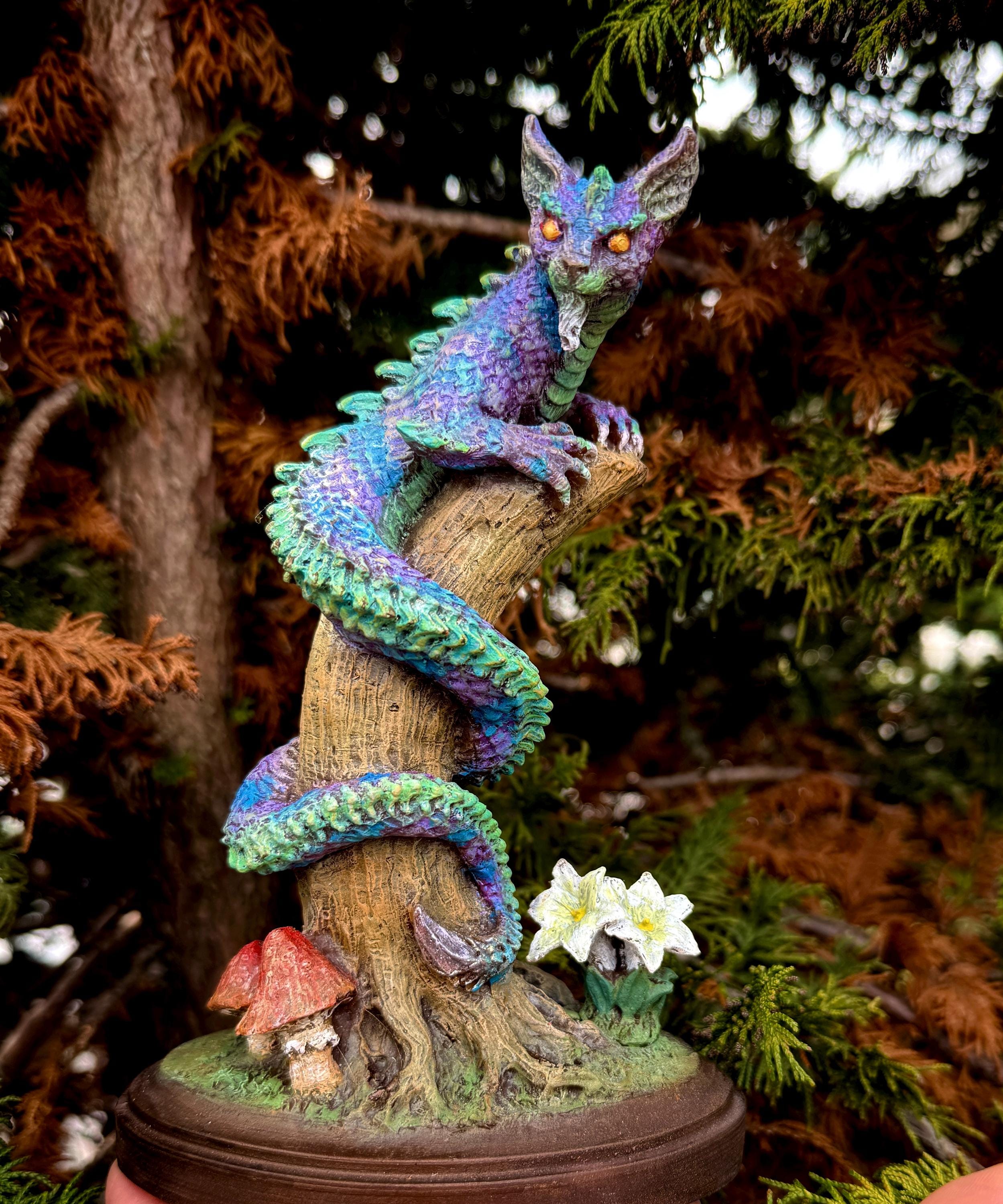 Tatzelwurm Dragon Cat Statue