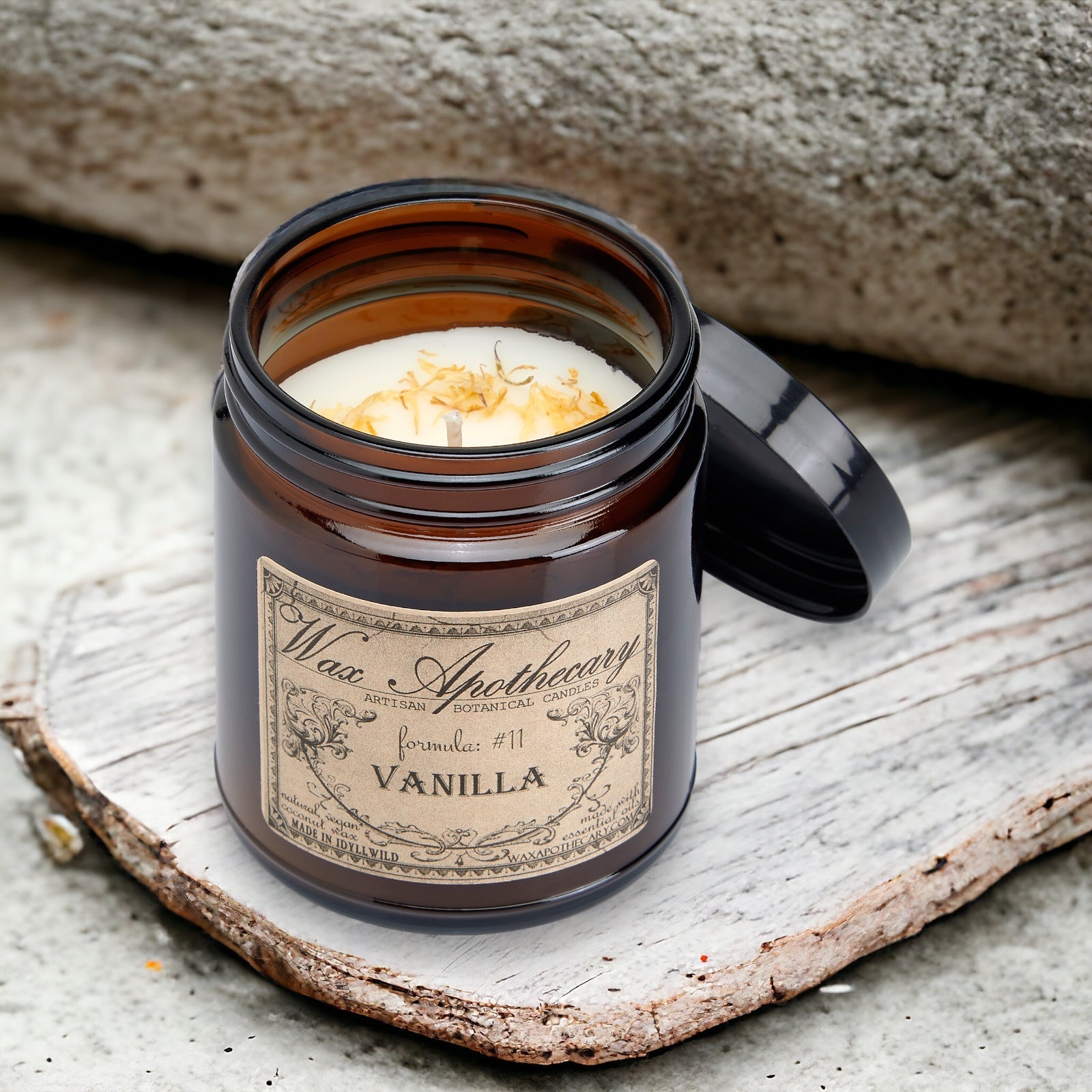 Vanilla Botanical Candle - 6 oz Amber Jar