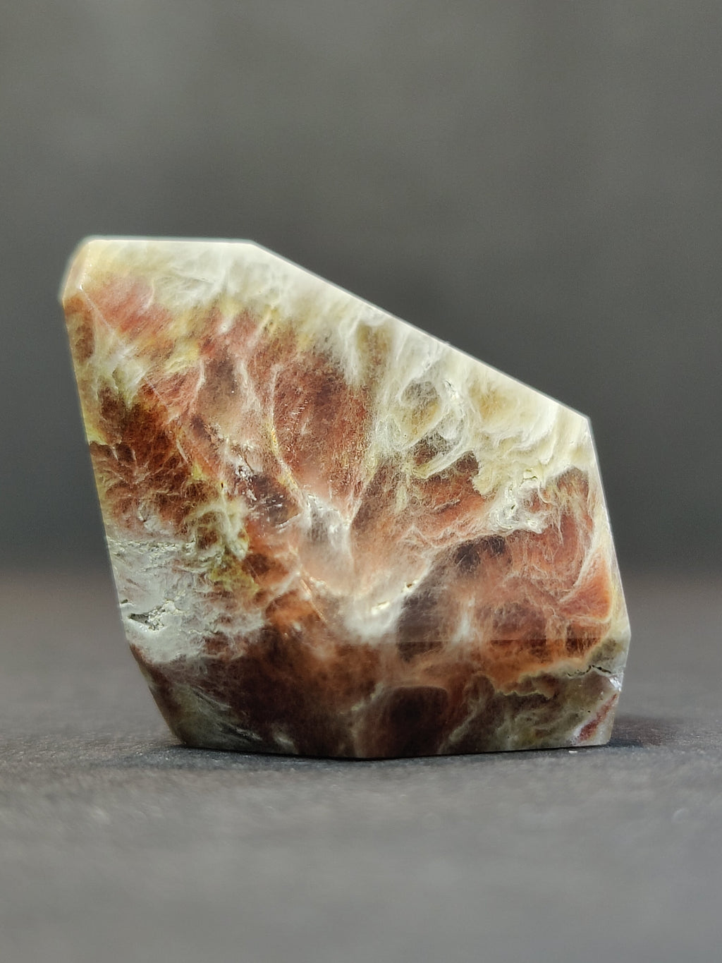 Amphibole Quartz Freeform - Small