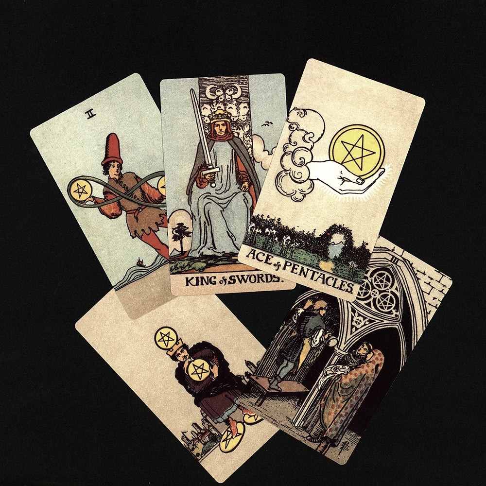 Smith-Waite Borderless Tarot Deck