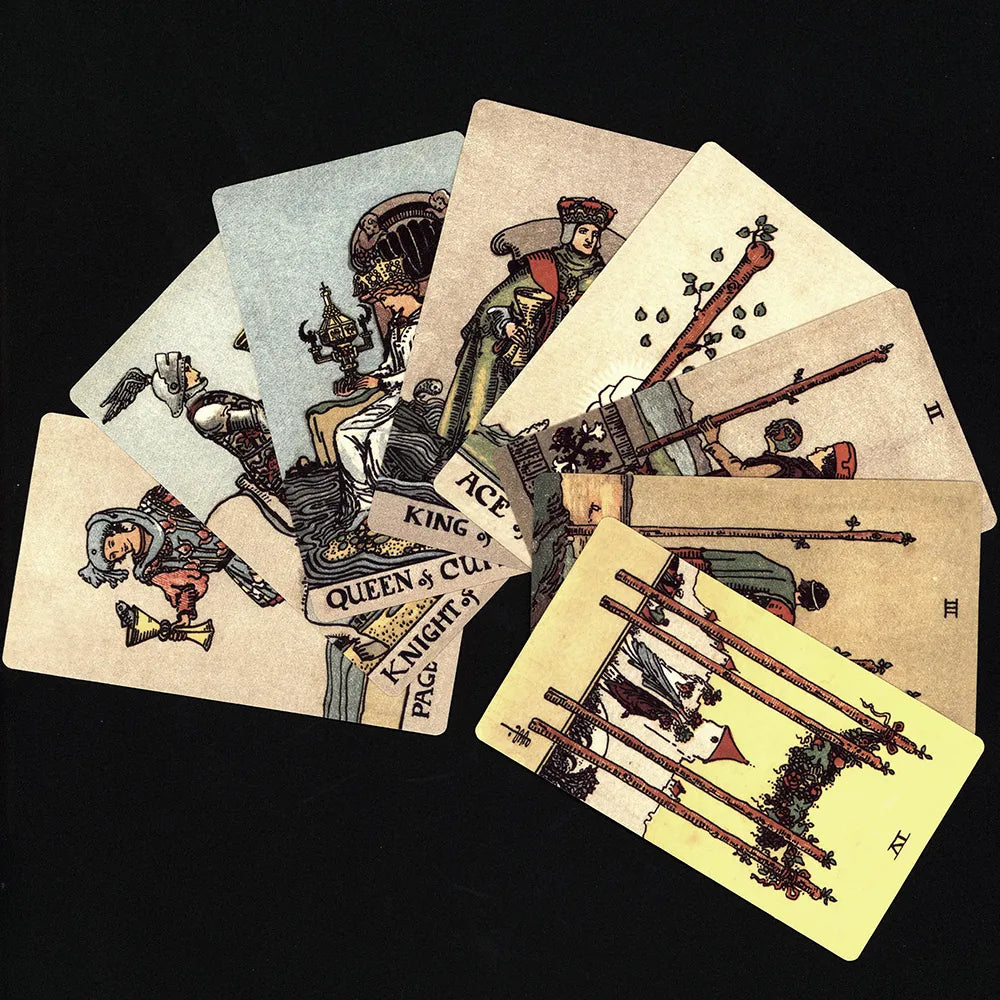 Smith-Waite Borderless Tarot Deck