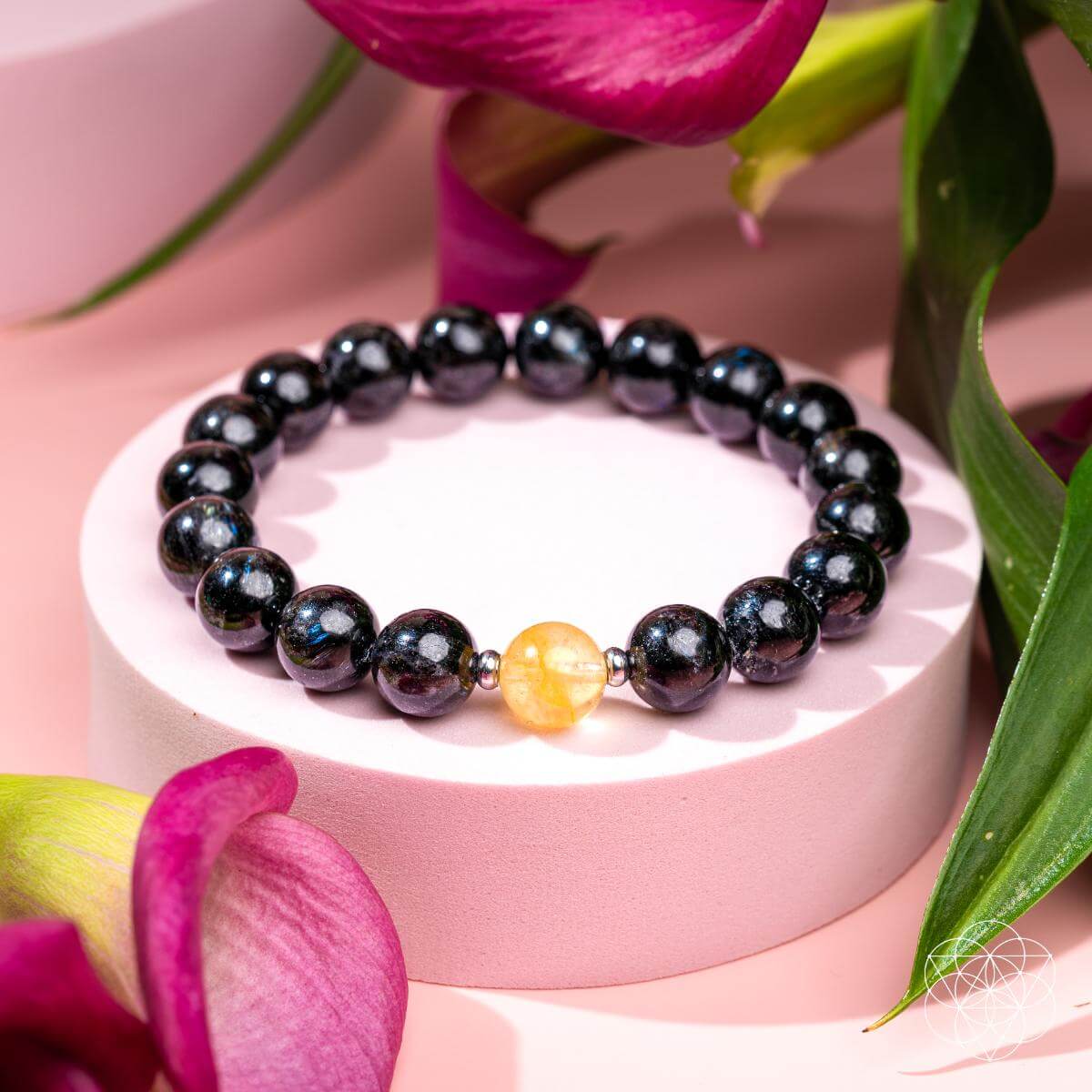 Arfvedsonite & Golden Healer Bracelet