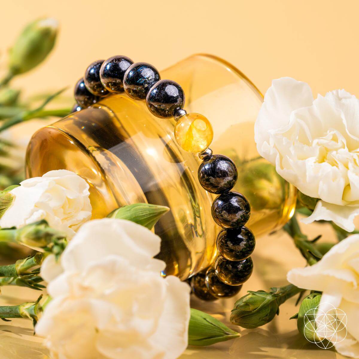 Arfvedsonite & Golden Healer Bracelet