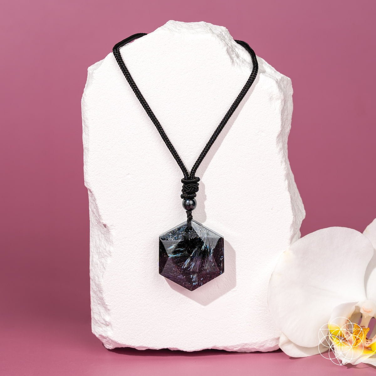 Arfvedsonite Pendant - Deep Healing